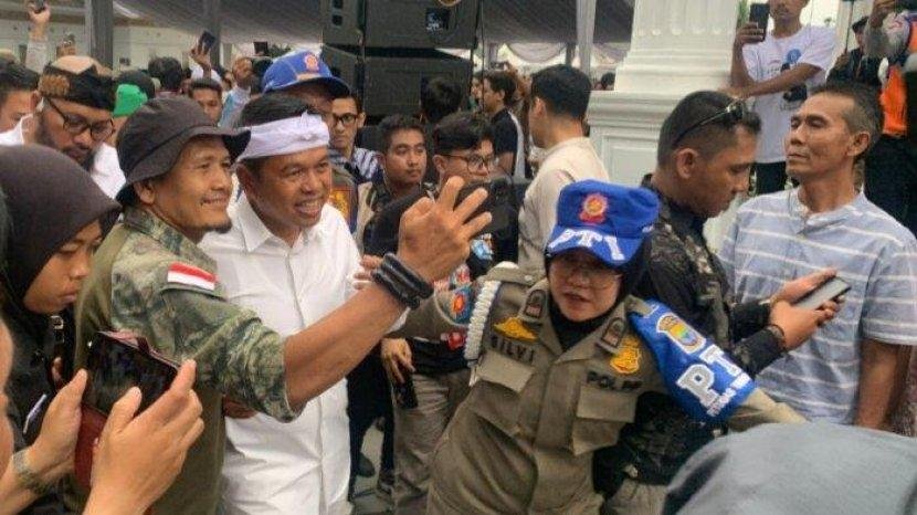 Kebijakan Gubernur Kontroversial: Siswa dikirim ke barak militer dan vasektomi menuai kritikan tajam