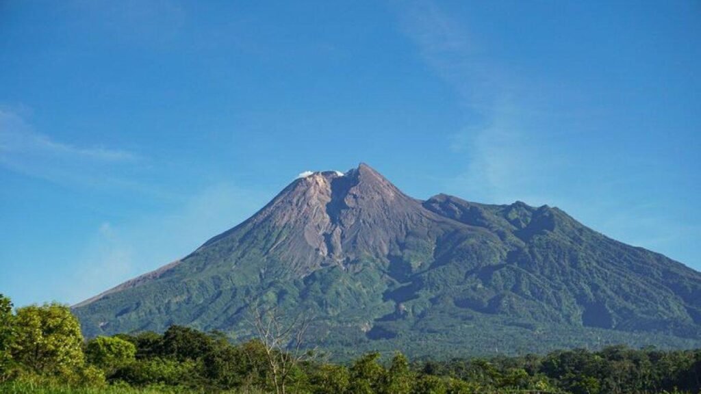 Hanya 30 Menit dari Surakarta: Temukan Surga Tersembunyi di Lereng Gunung Merapi
