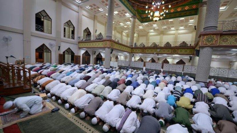 Khutbah Jumat 2 Mei 2025: Menerima Pengabdian Kepada Allah SWT