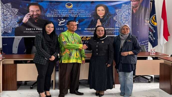 Perhatian Nyata NasDEM Kalteng: Menyerahkan 3 Ekor Sapi Kurban untuk Warga